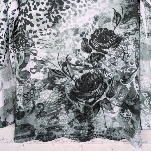 Chico's Blouse Womens Size 2 Gray Floral Beaded Animal Print Polyester Top - Picture 5 of 12
